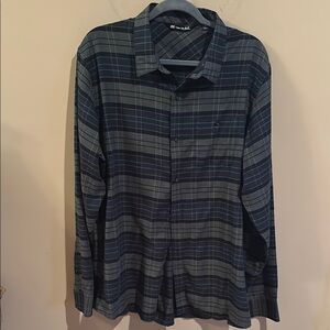 Travis Mathew button down flannel XL